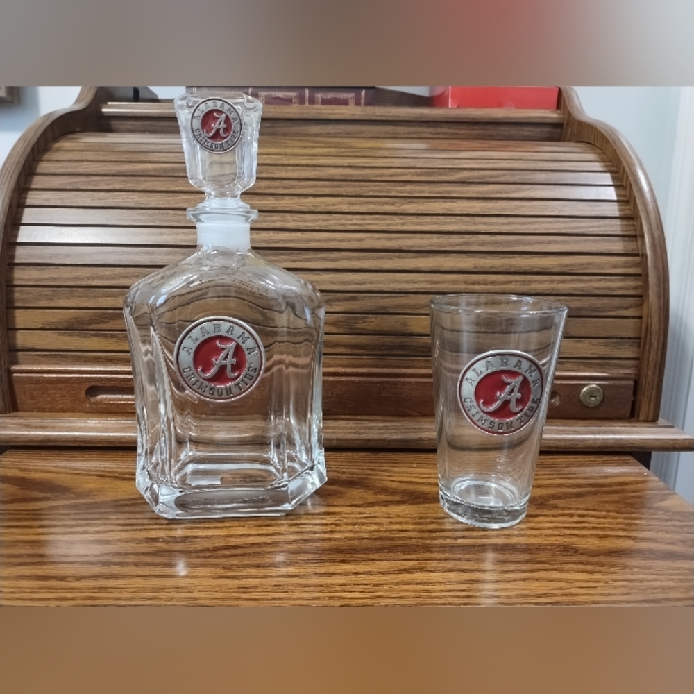Alabama Crimson Tide Glass Decanter and Tumbler Set